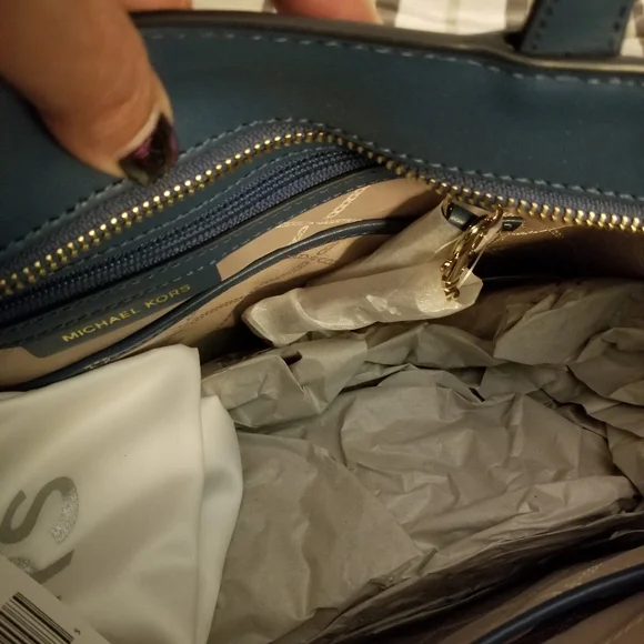 NWT Whitney Large Leather Tote Bag - Picture 6 of 8